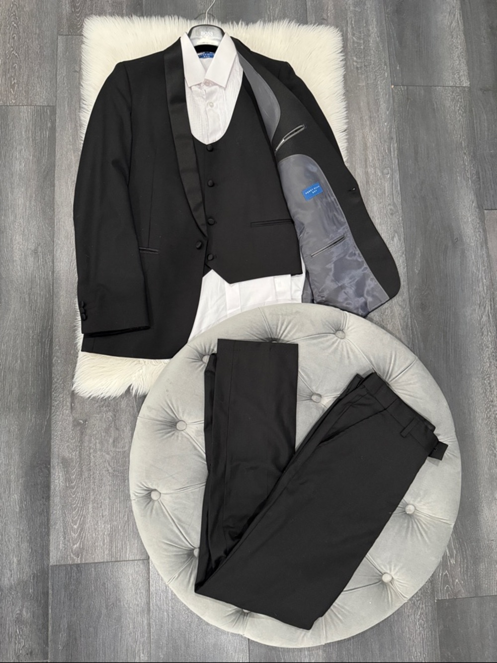 Perry Ellis Black 4-Piece Tuxedo with Satin Lapel
